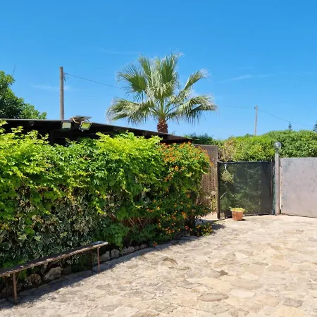 Susansea House Marsala